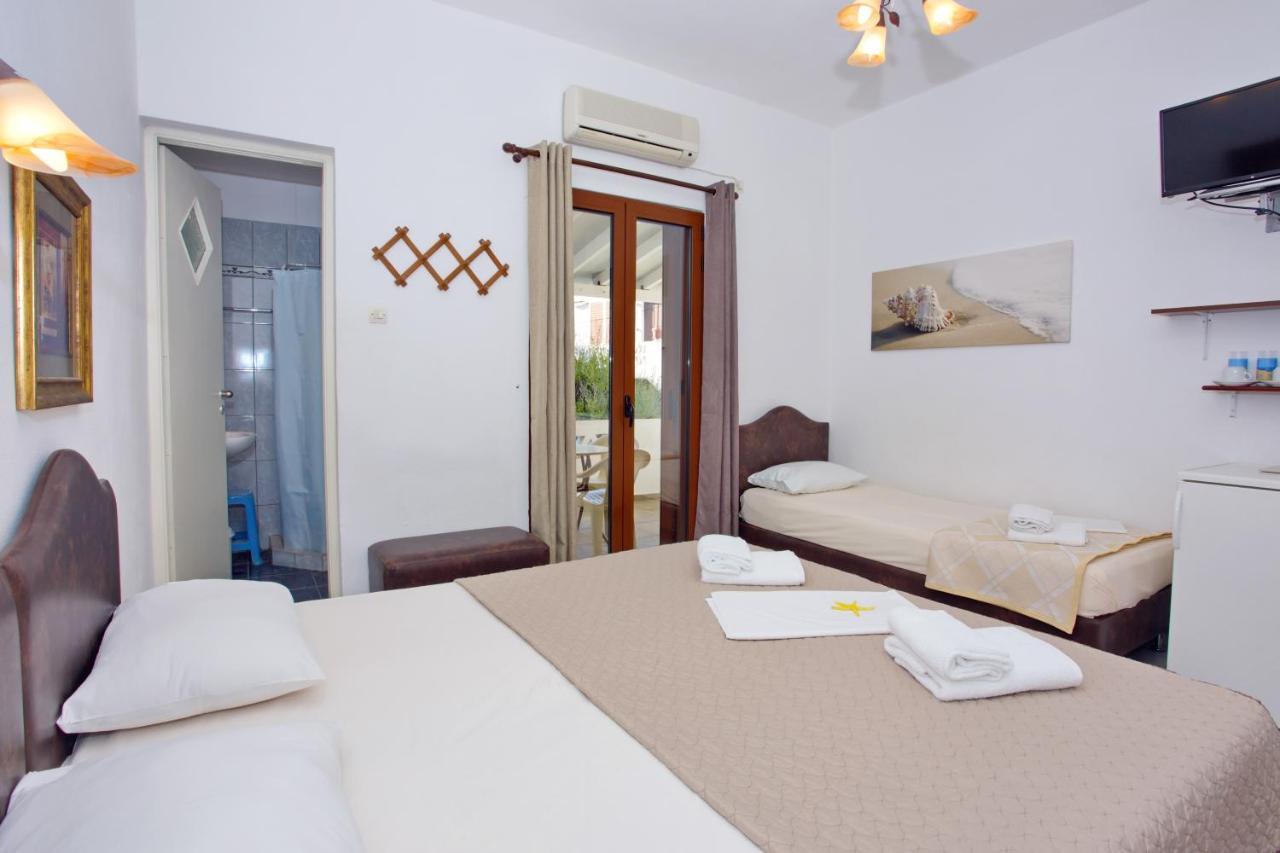 Aspous Studios And Rooms Skyros Exterior photo