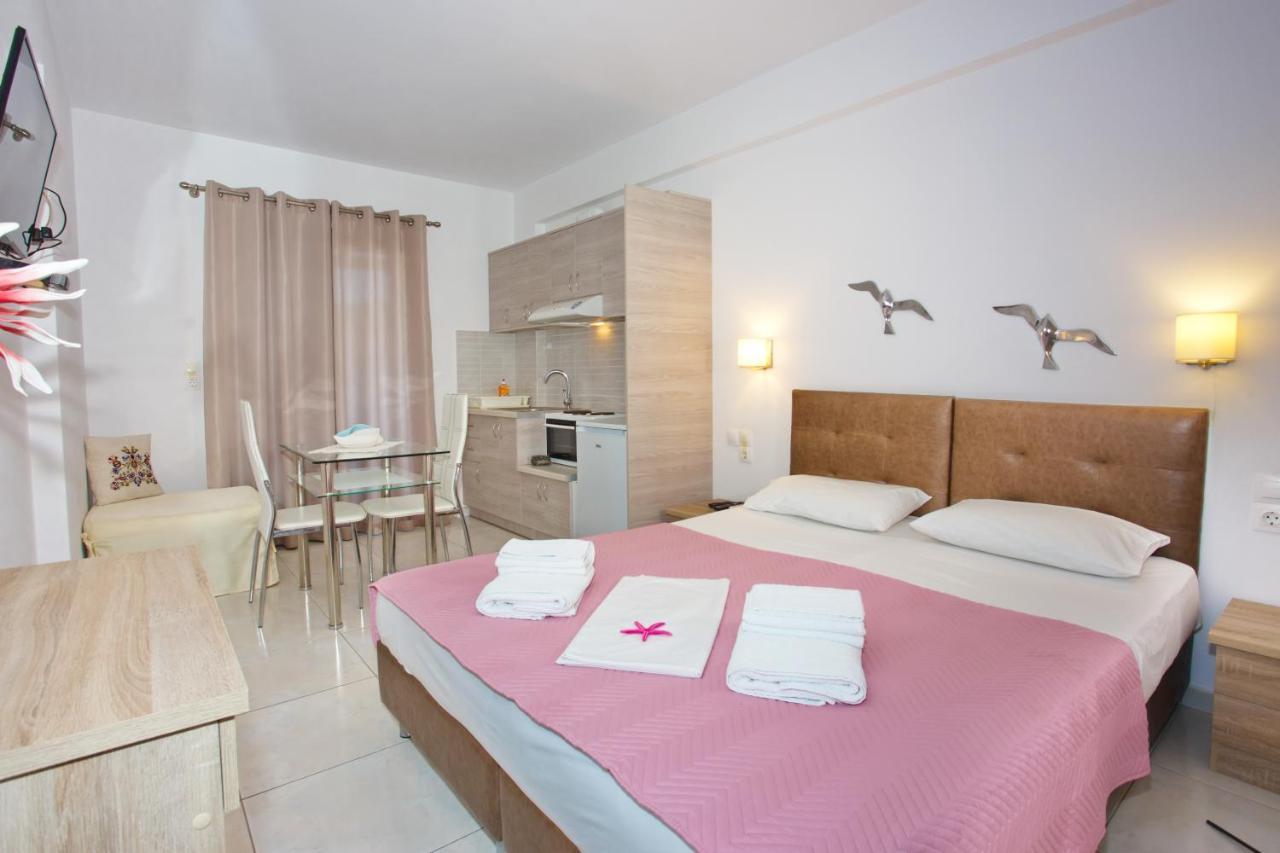 Aspous Studios And Rooms Skyros Exterior photo