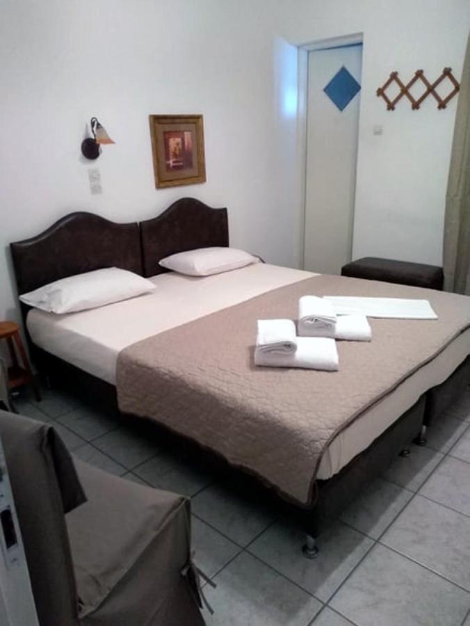 Aspous Studios And Rooms Skyros Exterior photo