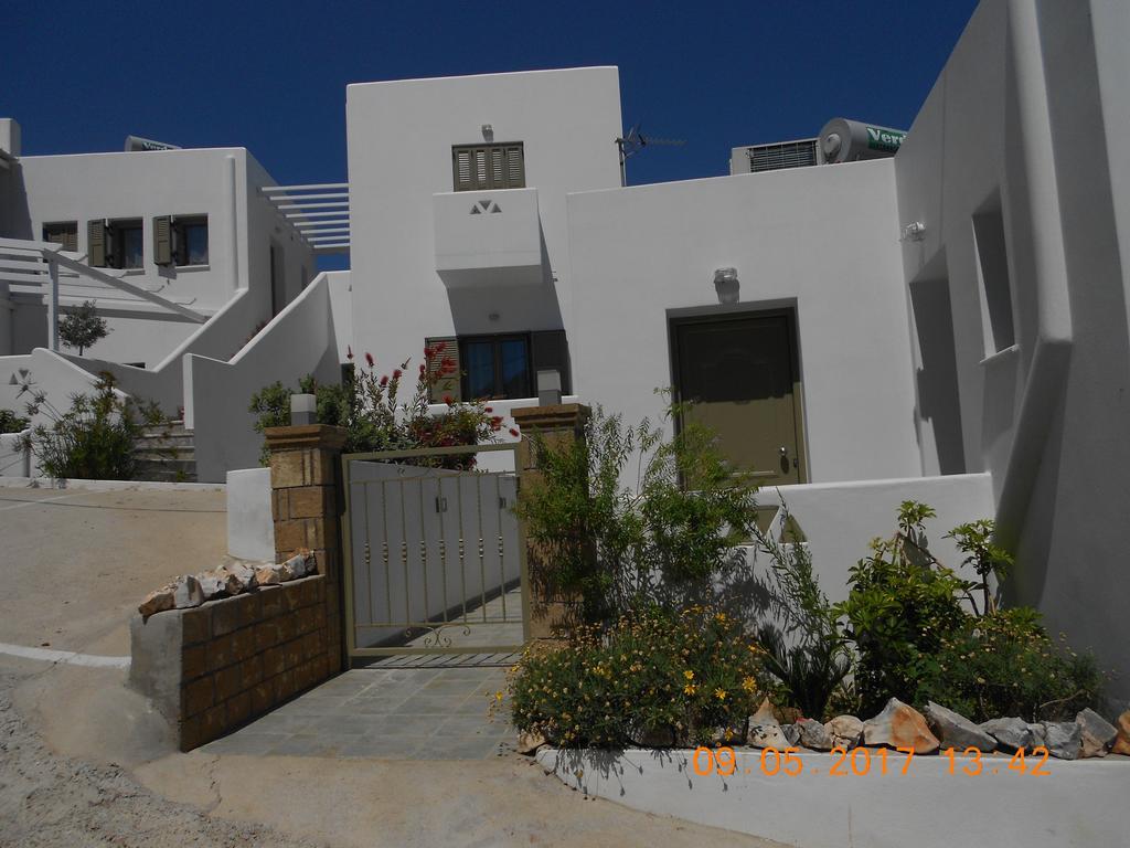 Aspous Studios And Rooms Skyros Exterior photo